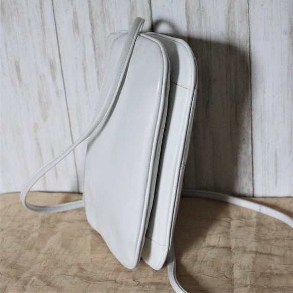 Giani Bernini White Leather Cross-body Bag - Picture 5 of 8